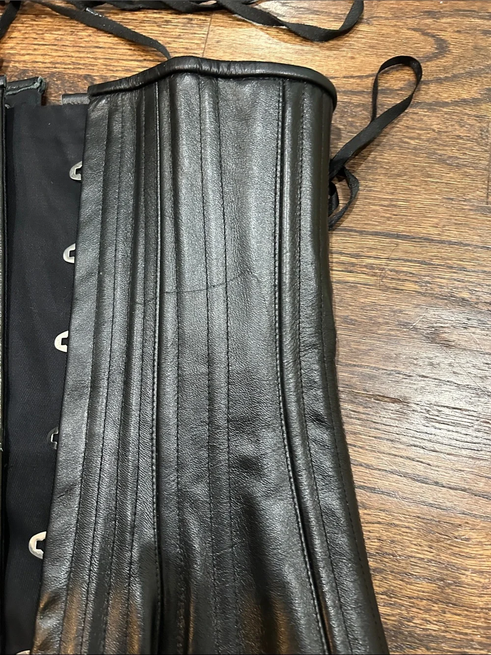Timeless-Trends Black‎ Genuine Leather Underbust Lace Up Corset Size Smal